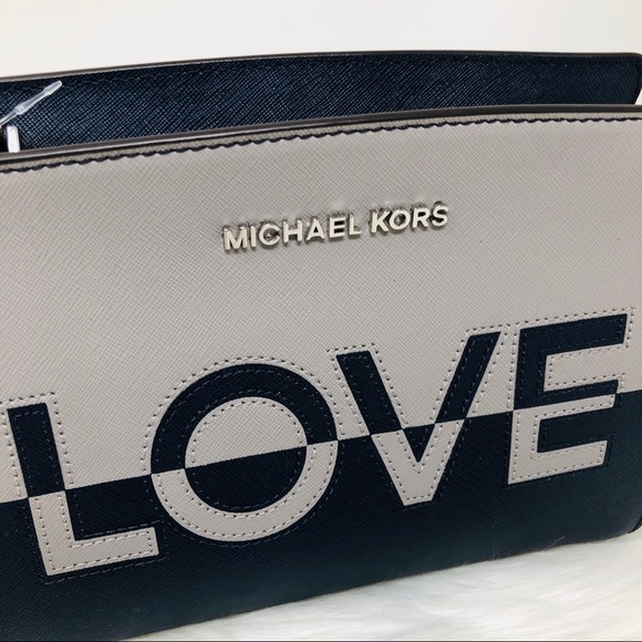 Michael Kors Ash Grey Leather Selma messenger bag - Picture 2 of 6